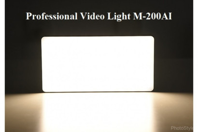 Professional Mini Portable LED Light M-200AI (3200К-5600К) 10 Вт,3.85 В, 4200 мАч Накамерный свет